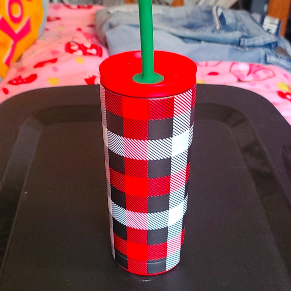 Plaid asoby cold cup